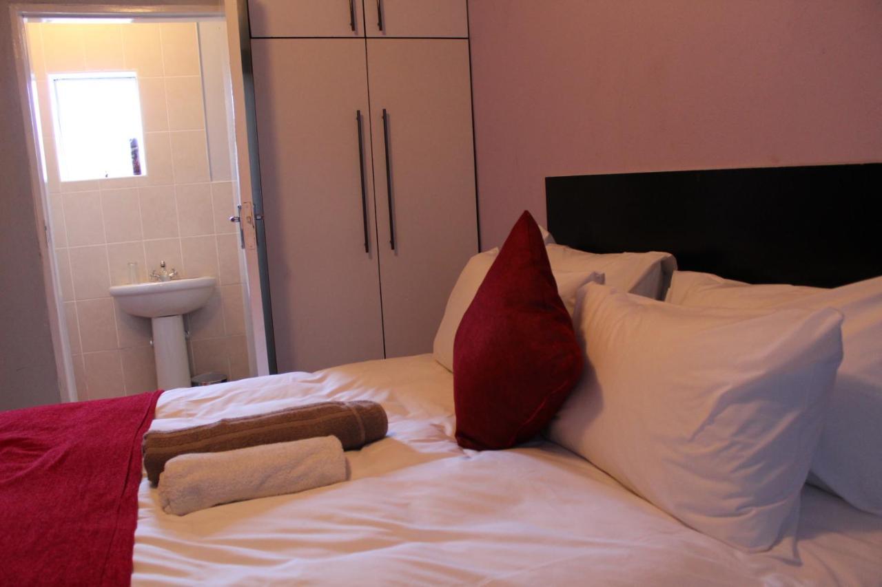 Davilla Guest House Mazenod Luaran gambar