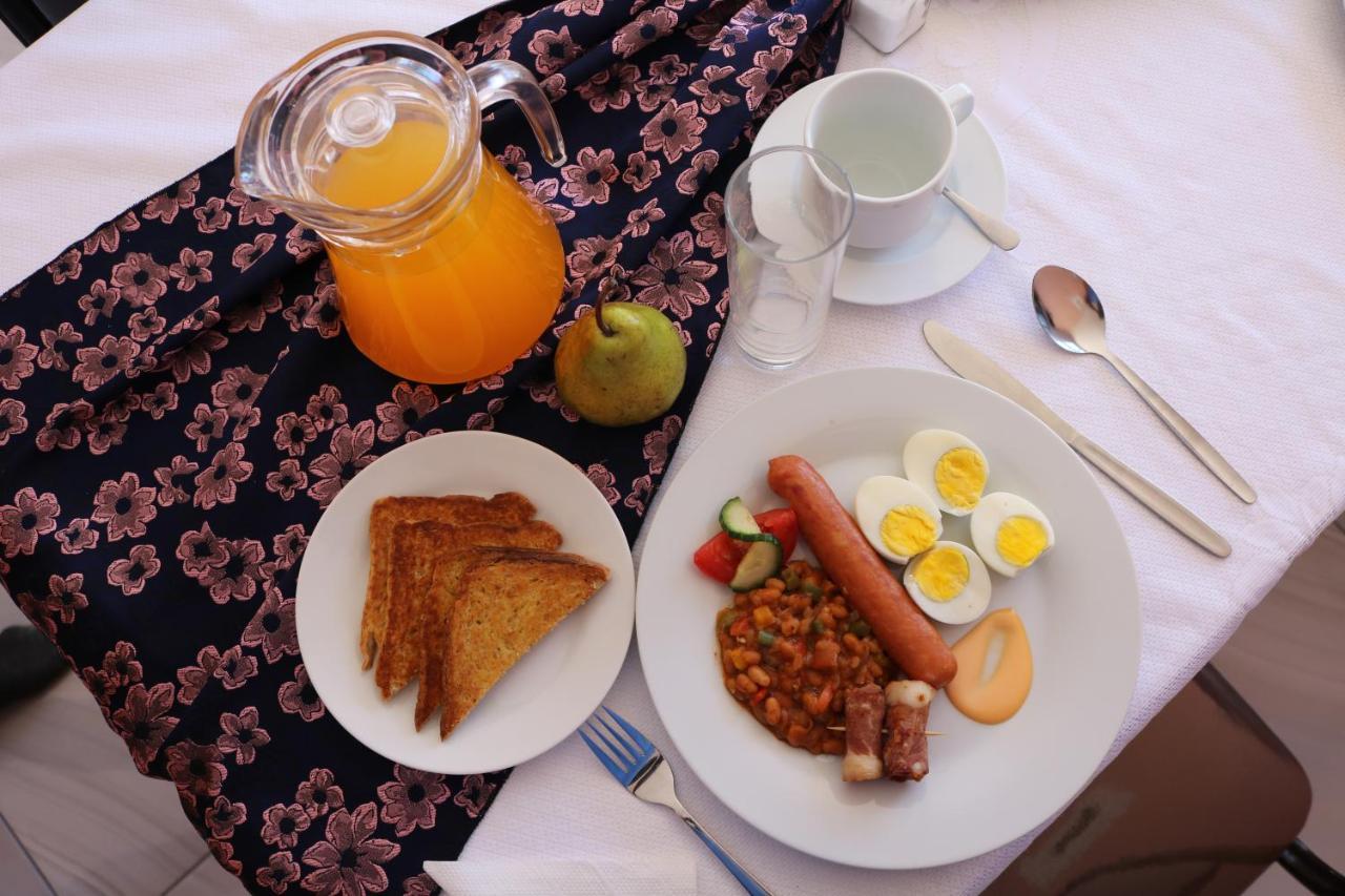 Davilla Guest House Mazenod Luaran gambar