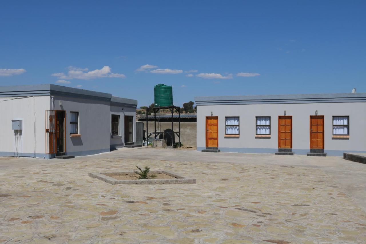 Davilla Guest House Mazenod Luaran gambar